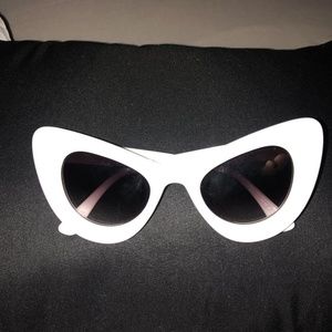 White Cateye Vintage Sunglasses